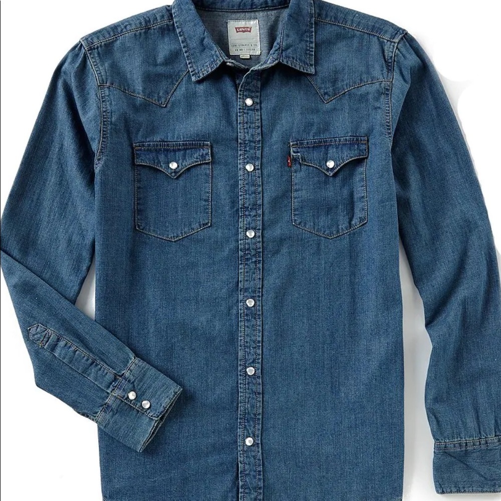Levis Denim Shirt. Small Stretch